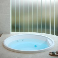 Baignoire balnéo ronde encastrable