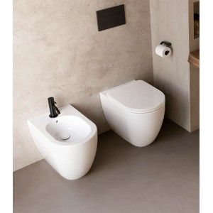 FUSION Floor standing toilet RIMLESS COMPACT HATRIA HATRIA - 1